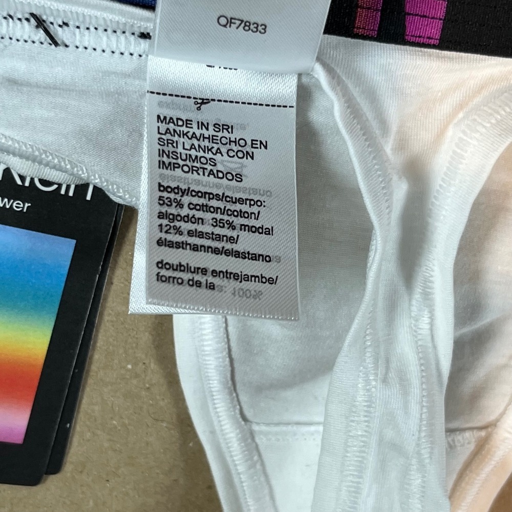 Calvin Klein Intense Power Pride Rainbow Logo Thong White Small QF7833-110 - Picture 6 of 7